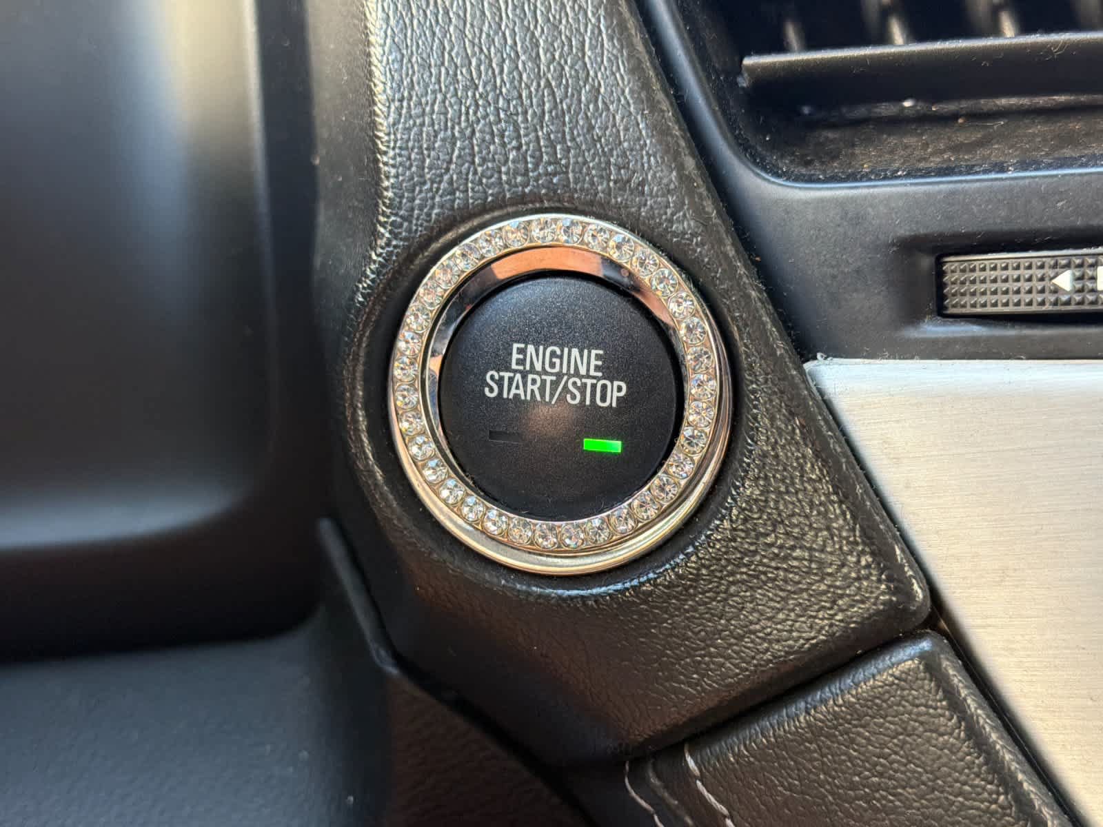 Used 2020 GMC Yukon XL Denali RWD image 52