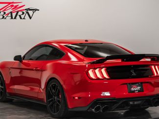 Used 2020 Ford Mustang Shelby GT500 w/ Technology Package video 3