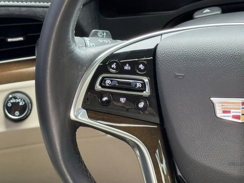 Used 2020 Cadillac Escalade Luxury image 27