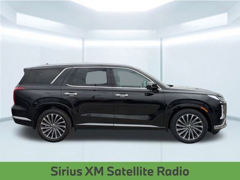 Used 2024 Hyundai Palisade Calligraphy image 8