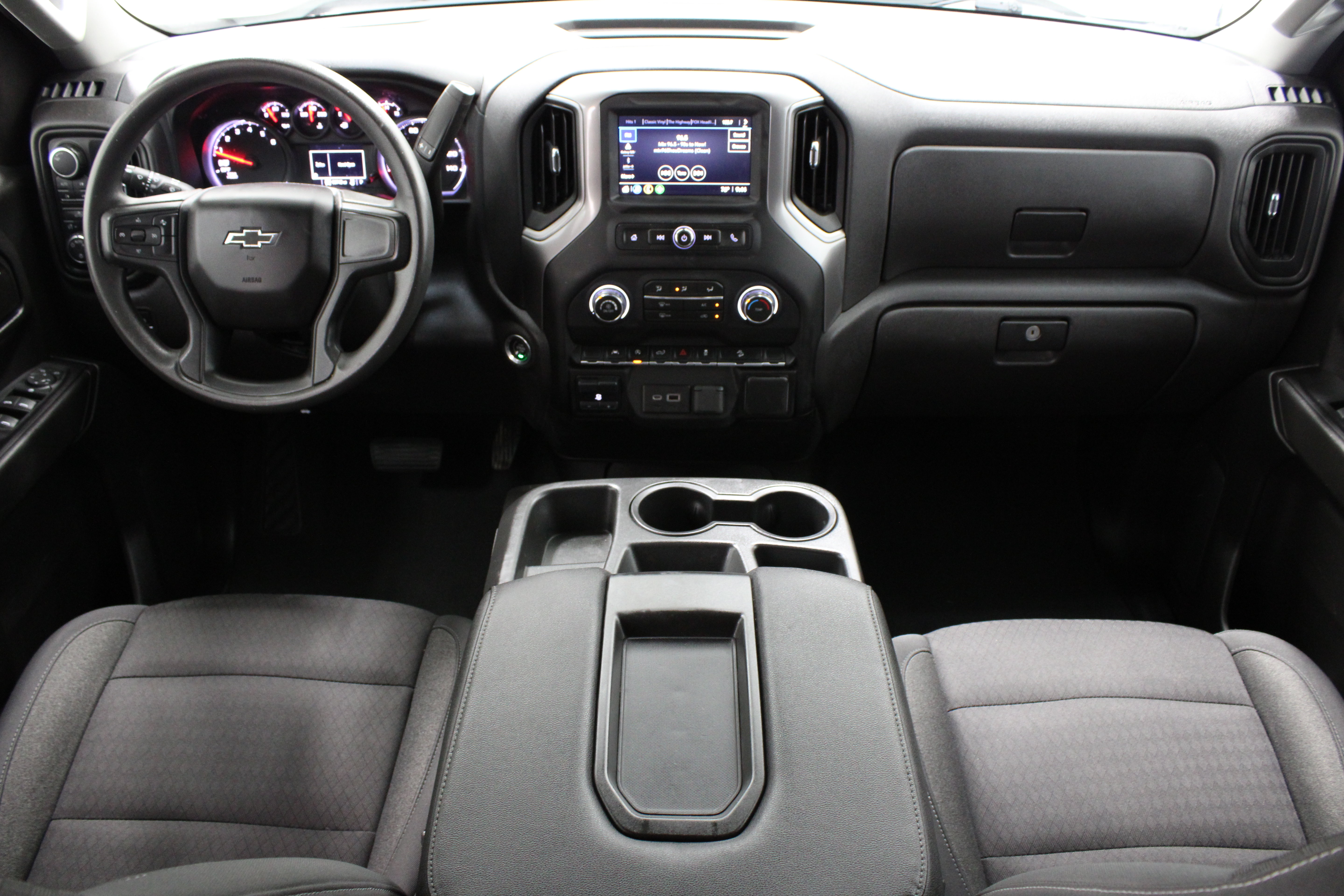 Used 2023 Chevrolet Silverado 1500 Custom Trail Boss AWD/4WD image 29