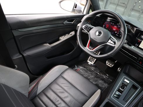 Used 2022 Volkswagen GTI SE FWD image 24