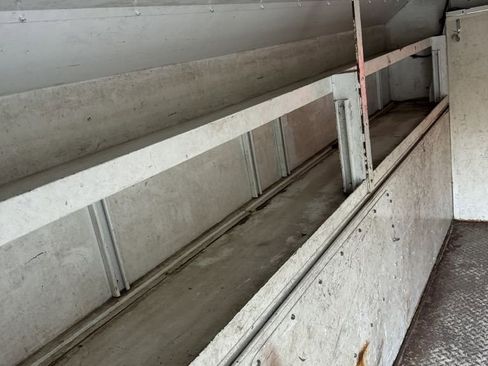 Used 2010 Ford E-350 and Econoline 350 Super Duty image 19