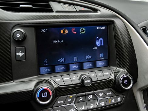 Used 2015 Chevrolet Corvette Z06 w/ 3LZ Preferred Equipment Group RWD image 94