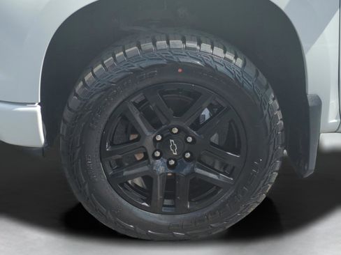 Used 2023 Chevrolet Silverado 1500 RST image 10