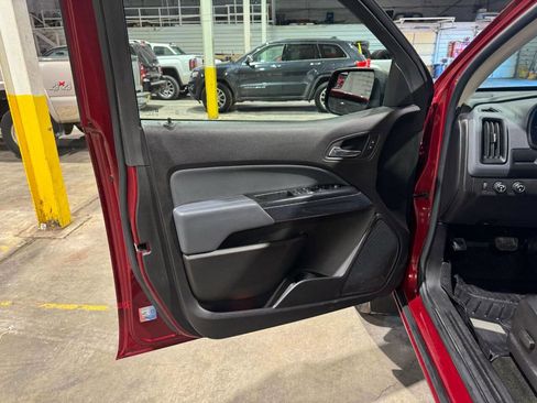 Used 2018 Chevrolet Colorado Z71 image 21