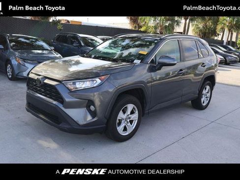 Certified 2021 Toyota RAV4 XLE w/ Convenience Package FWD image 1