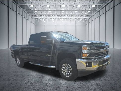 Used 2016 Chevrolet Silverado 3500 LT w/ LT Convenience Package AWD/4WD image 8