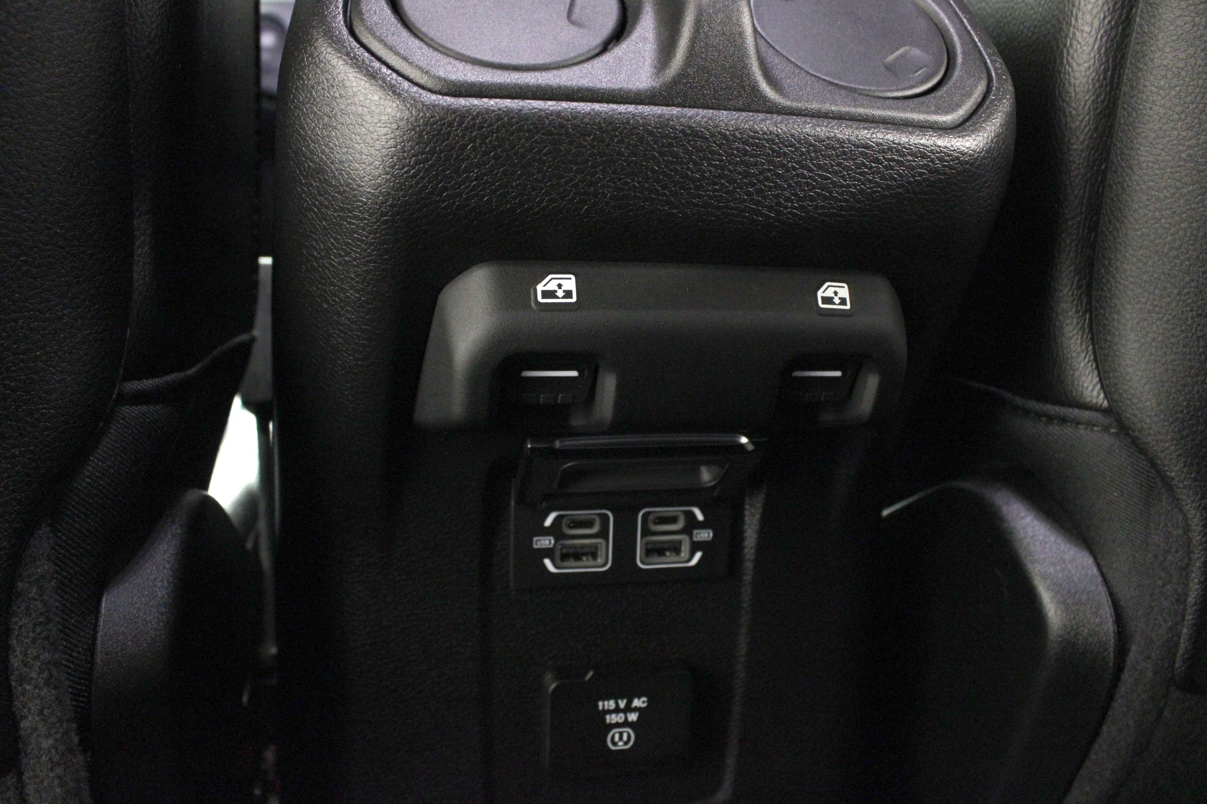Used 2023 Jeep Wrangler Unlimited Rubicon 4xe w/ Safety Group AWD/4WD image 17
