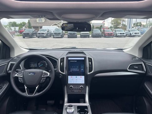 Used 2024 Ford Edge SEL w/ Convenience Package AWD/4WD image 12