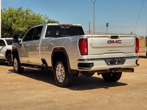Used 2020 GMC Sierra 3500 Denali w/ Denali Ultimate Package AWD/4WD image 4
