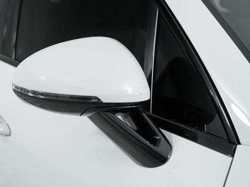 Used 2022 Porsche Macan GTS image 13