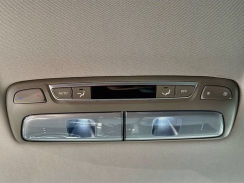 Used 2025 Kia Telluride EX w/ EX Captain's Chair Package AWD/4WD image 26