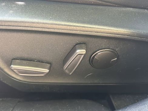 Used 2020 Ford Escape SEL FWD image 19