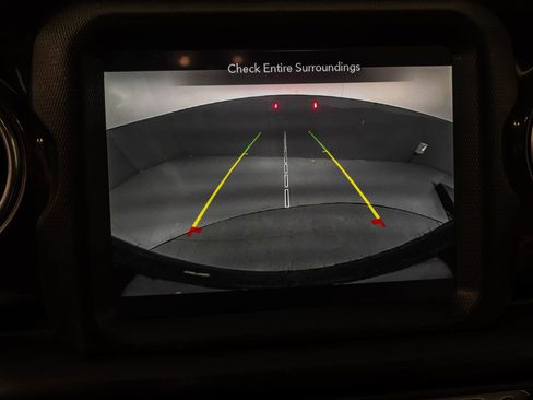 Used 2021 Jeep Wrangler Unlimited Sahara image 28