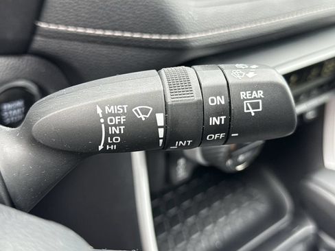Used 2025 Toyota RAV4 XLE AWD/4WD image 14