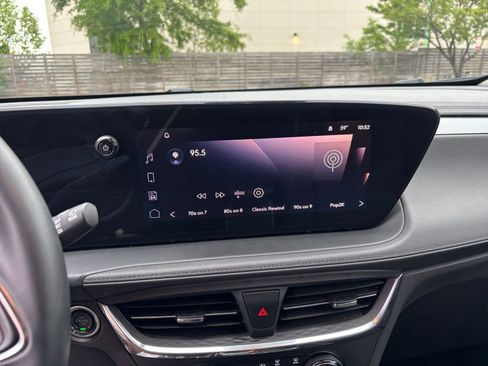 Used 2025 Buick Encore GX Preferred FWD image 17