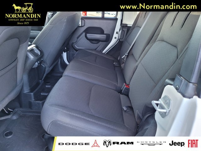 Used 2023 Jeep Wrangler Unlimited AWD/4WD image 18