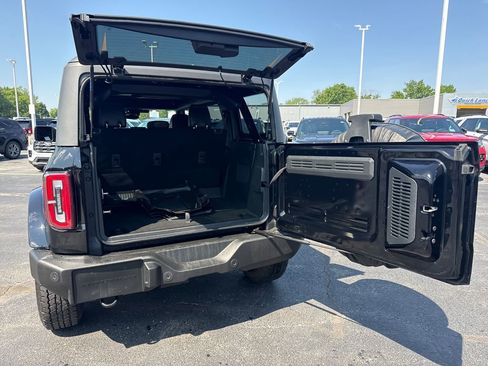 Used 2025 Ford Bronco Outer Banks AWD/4WD image 11