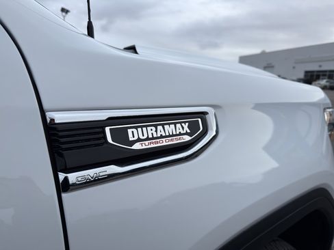 Used 2021 GMC Sierra 1500 SLE w/ Preferred Package image 11