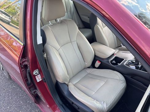 Used 2020 Subaru Legacy Limited image 3