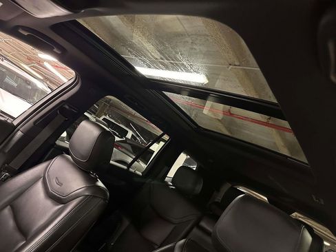 Used 2024 Cadillac XT6 Luxury AWD/4WD image 13