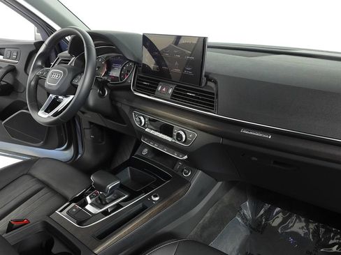 Used 2023 Audi Q5 2.0T Premium w/ Convenience Package AWD/4WD image 13
