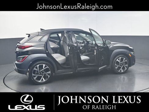 Used 2022 Hyundai Kona Limited w/ Winter Weather Package image 24