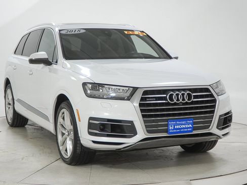Used 2018 Audi Q7 3.0T Prestige w/ Prestige Package image 17