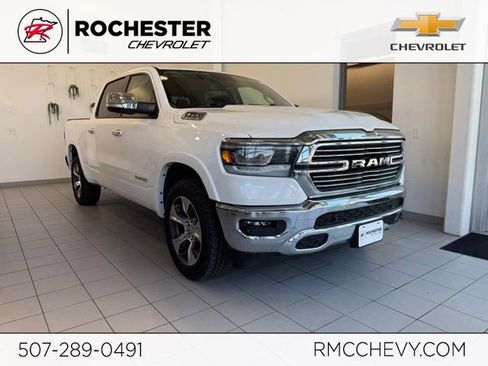 Used 2022 RAM 1500 Laramie AWD/4WD image 1