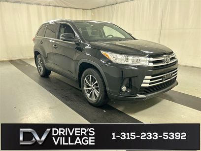 Used 2019 Toyota Highlander SE