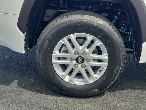 New 2026 Toyota Tundra SR5 AWD/4WD image 6