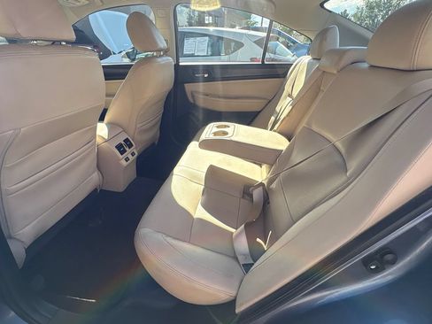 Used 2015 Subaru Legacy 2.5i Limited AWD/4WD image 21