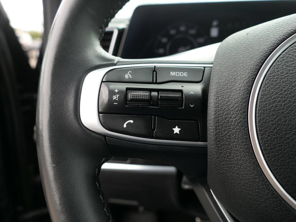 Used 2023 Kia Sportage X-Pro AWD/4WD image 11