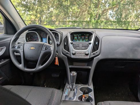 Used 2017 Chevrolet Equinox LS FWD image 9