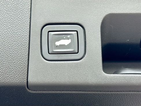 Used 2019 Cadillac XT5 Luxury image 12