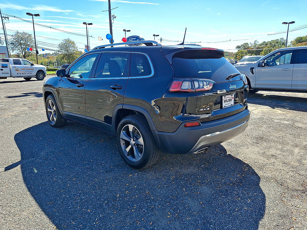 Used 2019 Jeep Cherokee Limited AWD/4WD image 6