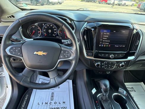 Used 2023 Chevrolet Traverse Premier AWD/4WD image 24
