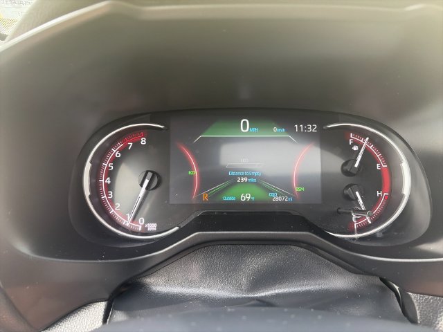 Used 2023 Toyota RAV4 XLE Premium AWD/4WD image 31