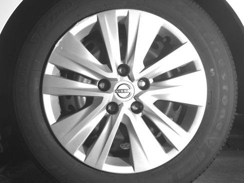 Used 2025 Nissan Sentra S FWD image 14