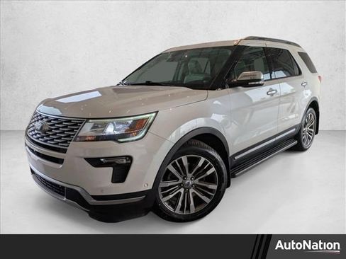 Used 2019 Ford Explorer Platinum image 1