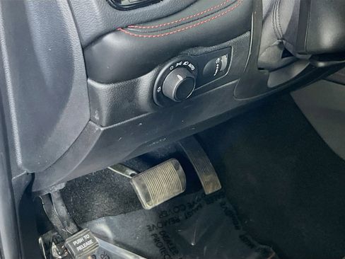 Used 2023 Dodge Durango GT w/ Blacktop Package AWD/4WD image 10