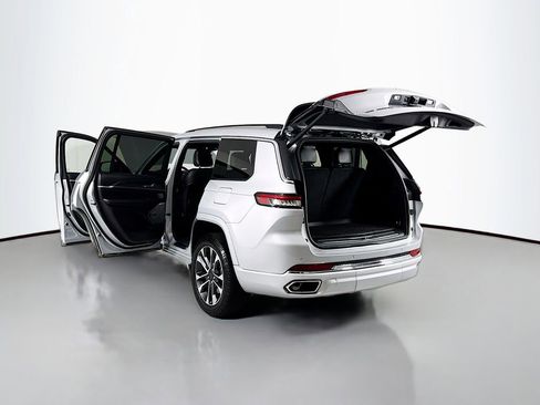 Used 2021 Jeep Grand Cherokee L Overland image 30