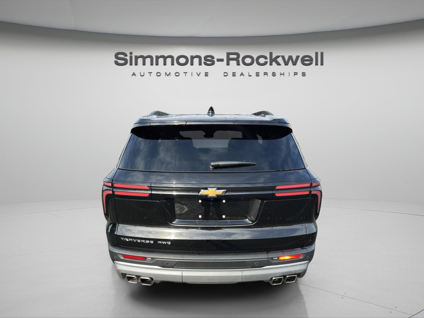 Used 2025 Chevrolet Traverse LT w/ Sun and Wheel Package AWD/4WD image 4