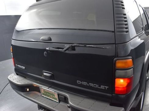 Used 2005 Chevrolet Tahoe Z71 w/ Preferred Equipment Group AWD/4WD image 17
