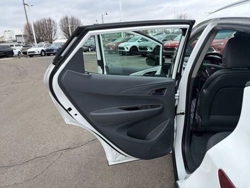 Used 2021 Chevrolet Bolt Premier image 27