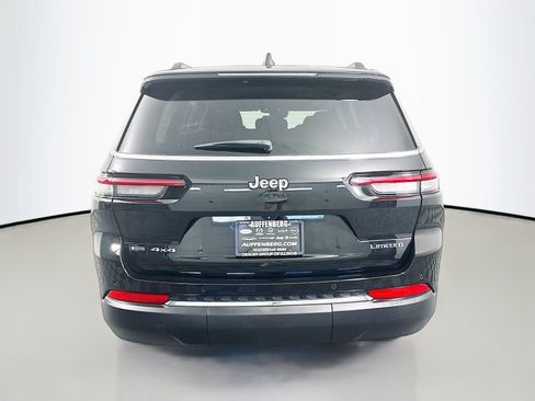 Used 2022 Jeep Grand Cherokee L Limited AWD/4WD image 6