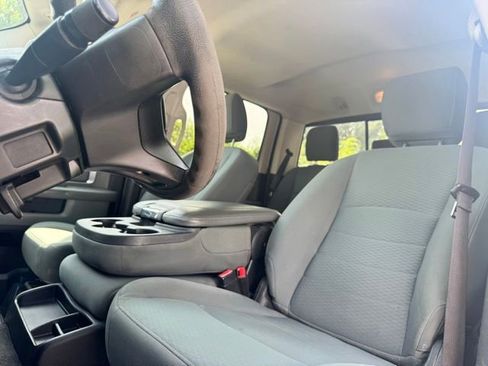 Used 2017 RAM 2500 SLT AWD/4WD image 16