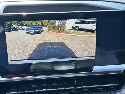 Used 2022 Chevrolet Silverado 1500 LT image 26