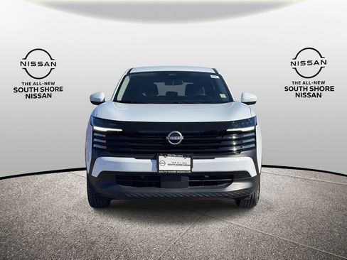 Certified 2025 Nissan Kicks SV FWD image 2